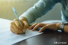 采访很多学霸，都说不上辅导班，全靠自学，你相信吗？有这种可能图片