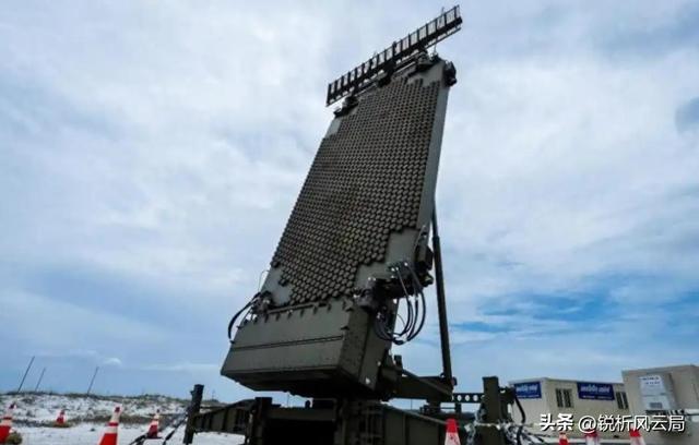 隐身渗透+精准定位，中国新战机让美国防空武器失效，攻守易型了