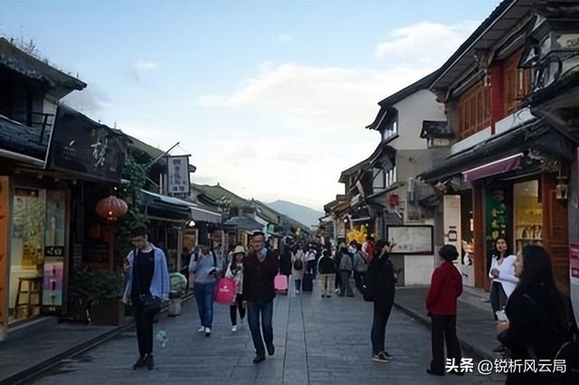 宰客收费、吃相难看，中国人旅游体验越来越差，景区赚钱不择手段