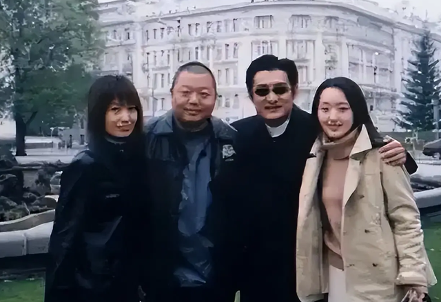 她连上5次春晚，和恩师同居怀孕，被骗流产，如今57岁依然单身！
