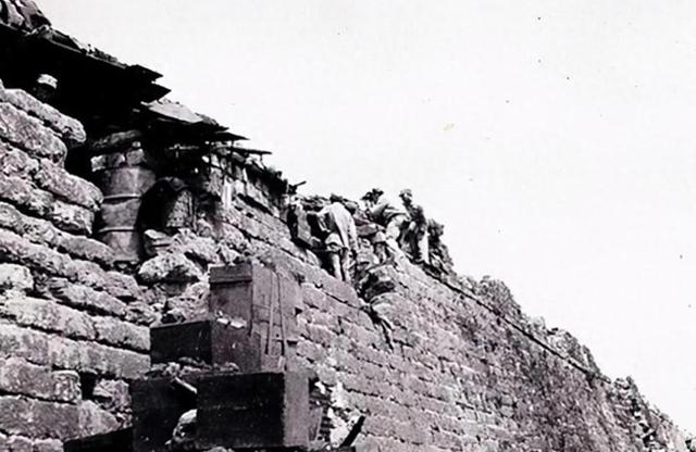 他19岁参加革命，后任徐州市委副书记，官至正厅级，终年98岁