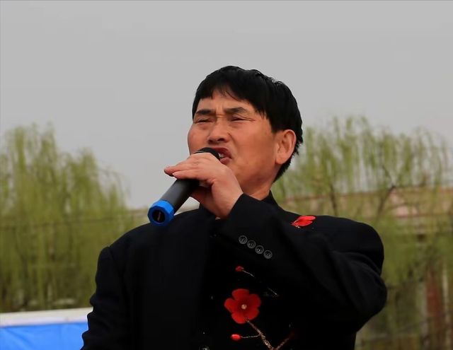 离婚四年后，大衣哥终于等来好消息，前儿媳陈亚男悔的肠子都青了