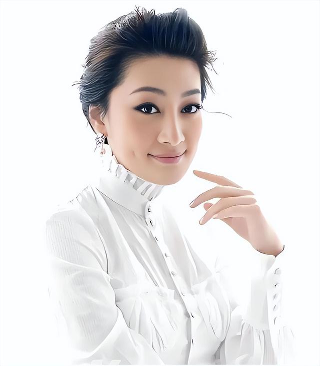 宗馥莉的畸形家庭：亲爹出轨，爷奶不爱，叔叔背刺，小三夺权