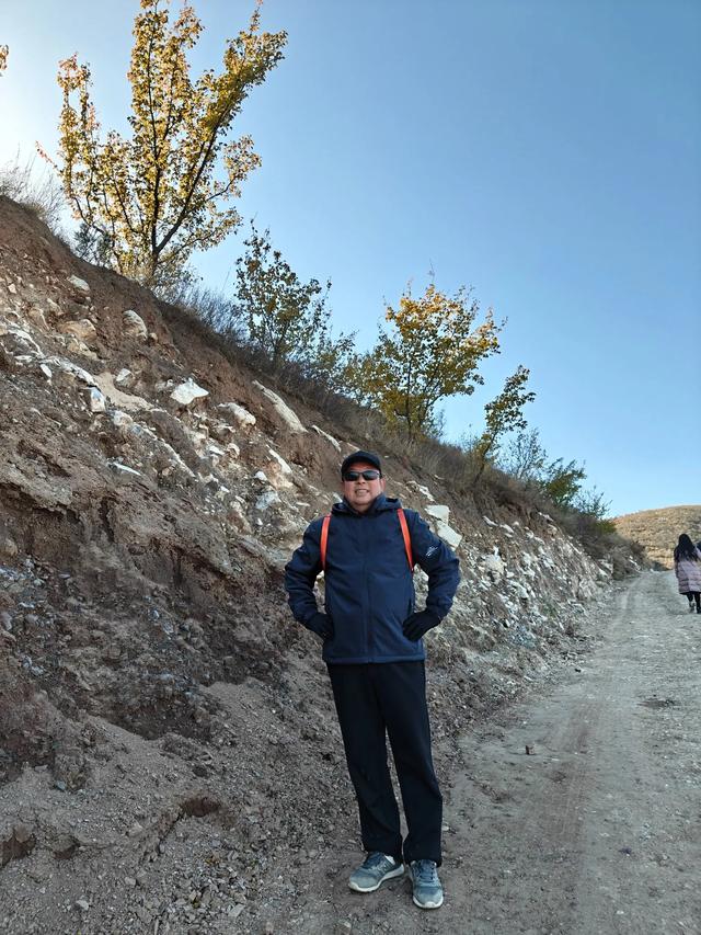 登张家口怀来老君山