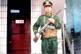 坦克上等兵转武警部队图片