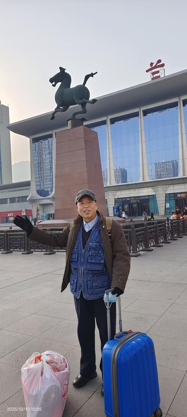 ​年末广东旅游之一：坐着软卧去广东