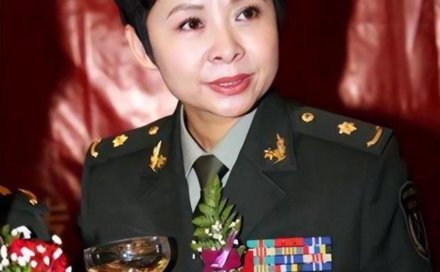 不再隐瞒！63岁的董文华曝光当年被"封杀"的真相，原来错的是我们