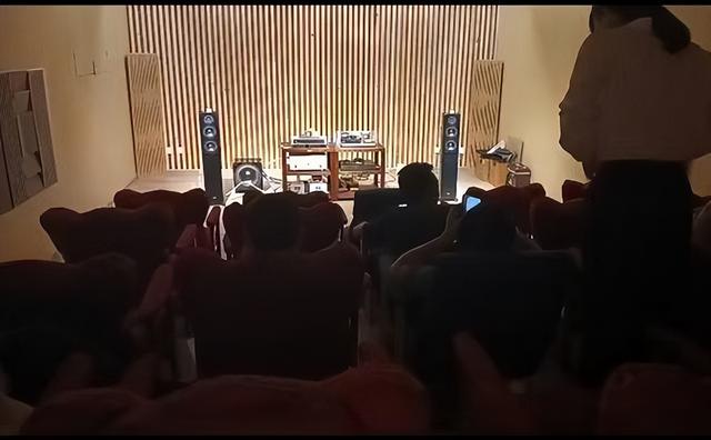 花间映月民宿：藏于森林间的新彝风秘境，解锁邛海畔的诗意旅居