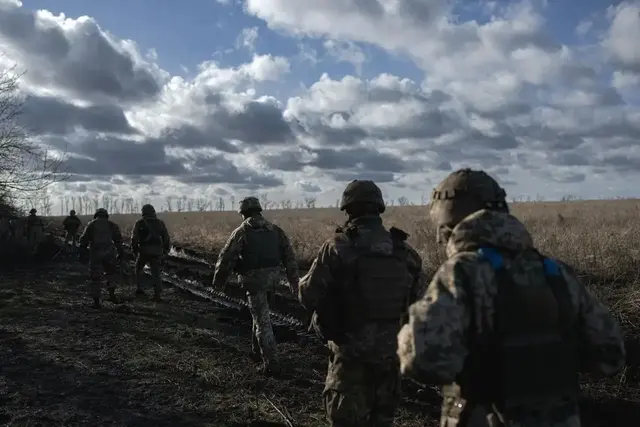 超百万兵力集结，俄乌总决战在即？中国态度已明确，不怕受俄连累