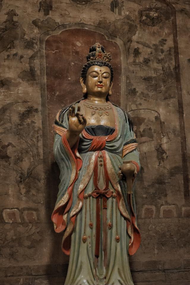 西夏皇家寺庙，35米绝美卧佛，国内仅存900年保留完好