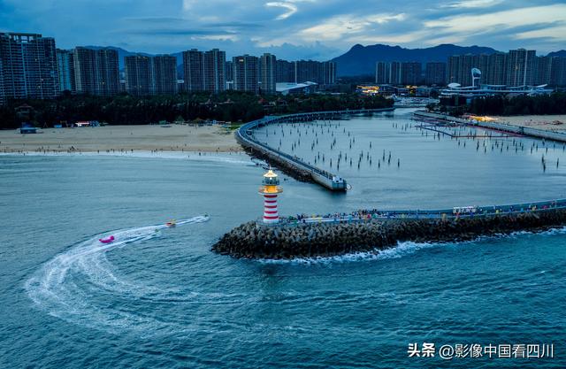 海南陵水：自由灯塔引客来