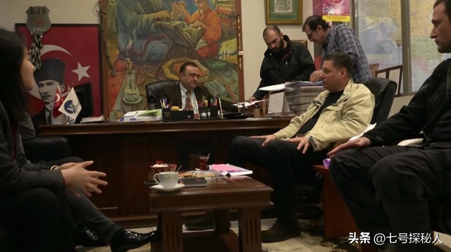 5年前	，靠倒卖口罩一年赚60亿元，住5万一夜酒店的他，如今怎样了