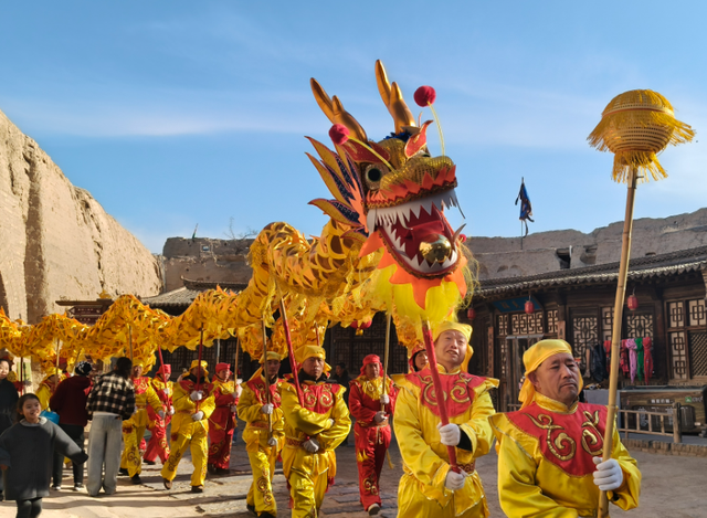 📊 涨涨涨！春节宁夏文旅消费火力全开：游客+10.3%，花费+21.8%