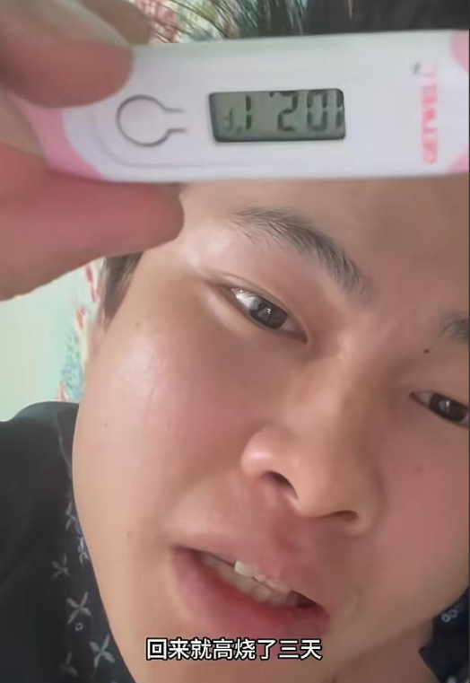 恒河水不能随便喝！中国小伙挑战后，当场呕吐不止，吐槽嘴像粪坑