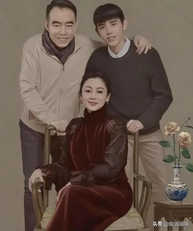 陈红做梦也没有想到，才25岁的儿子，如今已经开始为她争光了