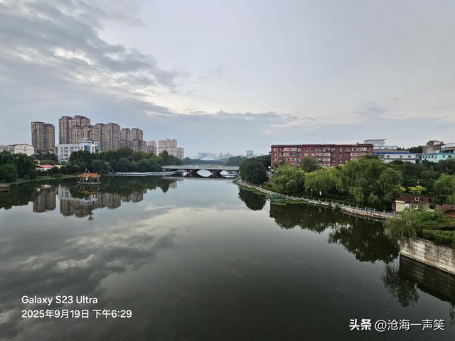 郑风苑，别具一格，匠心独运，有缘一起来共赏，无缘对面不相逢！