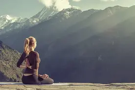 一个女人最傻的事，就是轻易向别人透露2件隐私，真的很可悲啊！图片