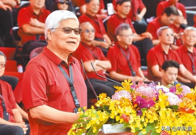 75岁芯片大佬潜逃美国！带核心技术机密，中国半导体暗战再添变数