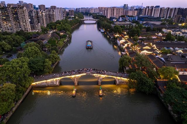 杭州两日深度游指南：穿越千年，邂逅今朝，不负杭城每一处风景