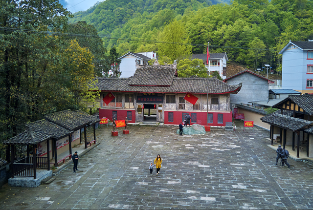 青睐绵阳 || 这个春天，来平武赴一场Color Walk