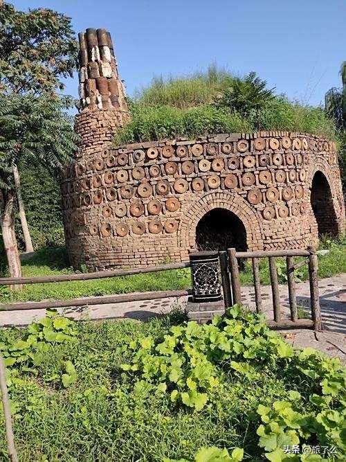 邯郸市现有A级景区46家，其中5A级2家，4A级19家 3A级21家 2A级4家