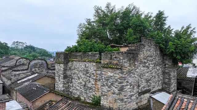 探秘温贯炮楼：深藏于高要乡间的古代军事堡垒