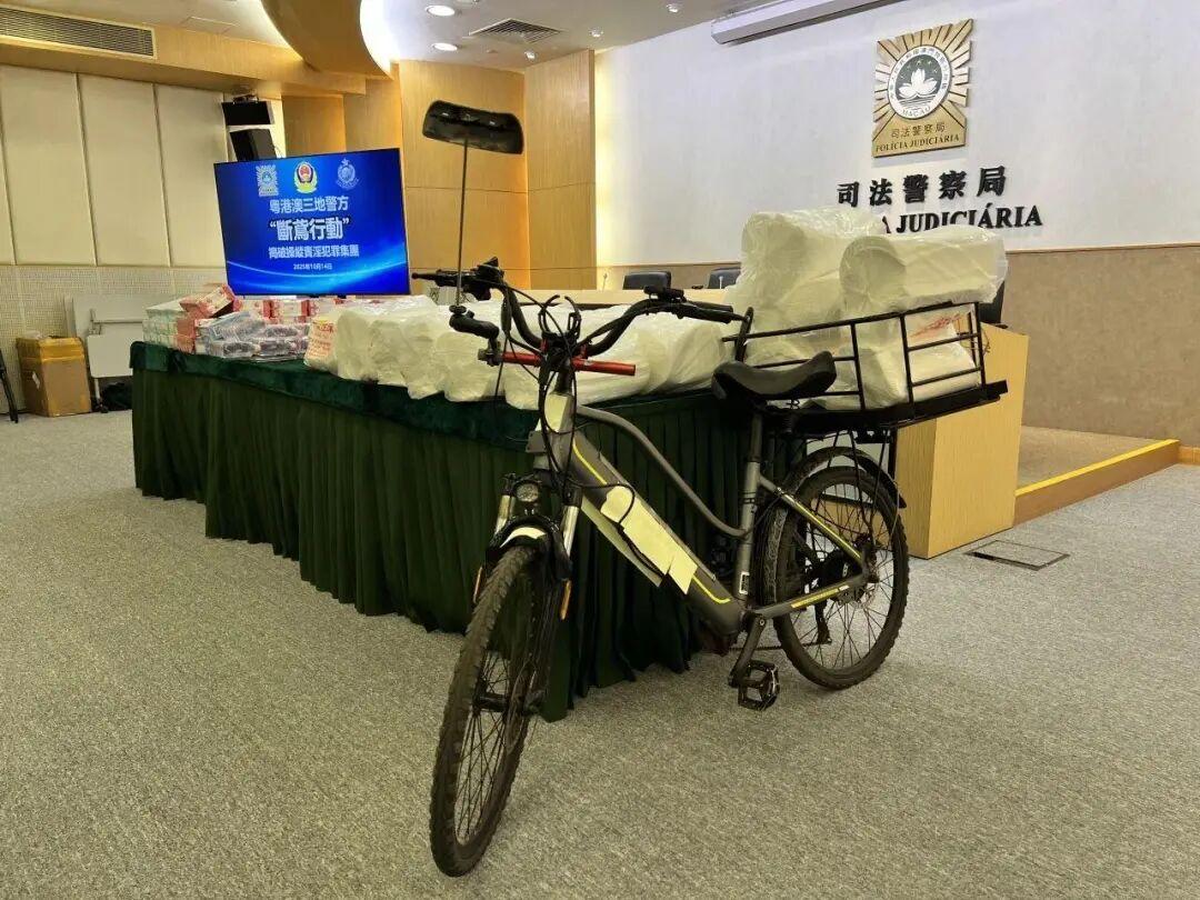 賣淫集團120人落網!三地警方出動!查獲安全套超10000個-圖3