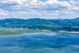 宣讲家评论：让人民群众在绿水青山中共享生态红利——“两山”理念系列述评①图片