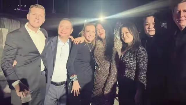 被禁止关注不到两天	，李湘被扒底朝天，远不止高调炫富那么简单