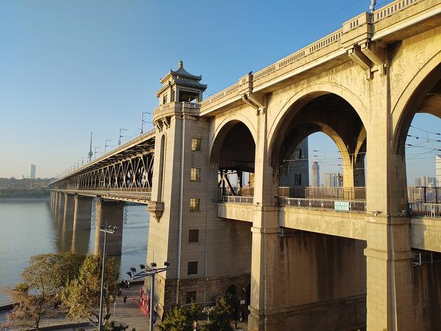 鄂渝行第八天：漫游大武汉