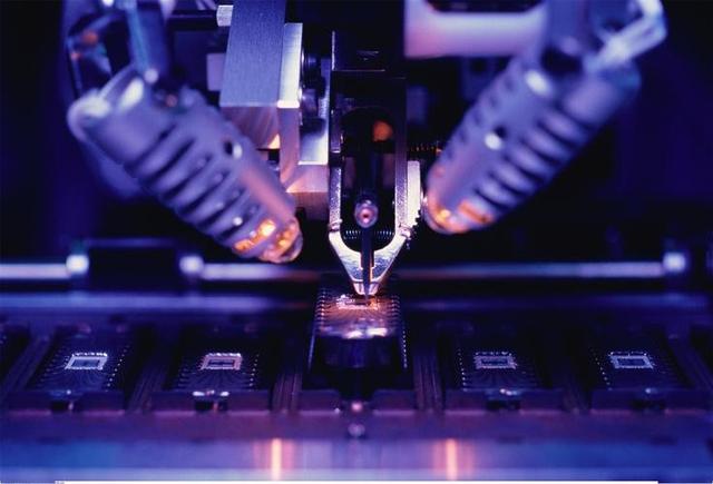 从美国回来的芯片专家:利用美国技术,帮中国开发了50款顶级芯片