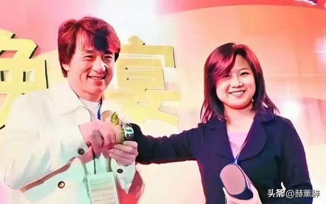 官媒对成龙的称呼变了，三字之差释放强烈信号，王晶的话有人信了