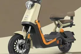 上路不要驾照，续航百公里，雅迪推出高颜值电动车，能接娃买菜图片