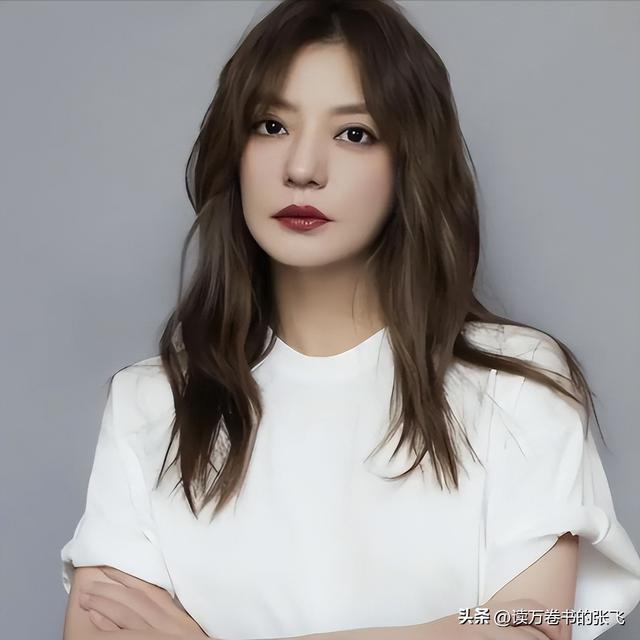 封杀四年，49岁赵薇突传消息，因胃癌去世传闻5个月前就真相大白