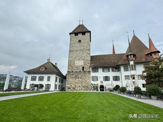 我的法意瑞之旅（八）瑞士施皮茨小镇、坐金色山口火车至卢塞恩