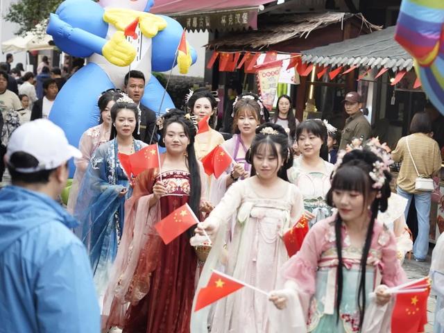 勉县文旅局：月满人团圆 情醉诸葛里