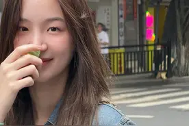 泰国明星情侣JJ-大能游中国广州！晒街头美照！图片