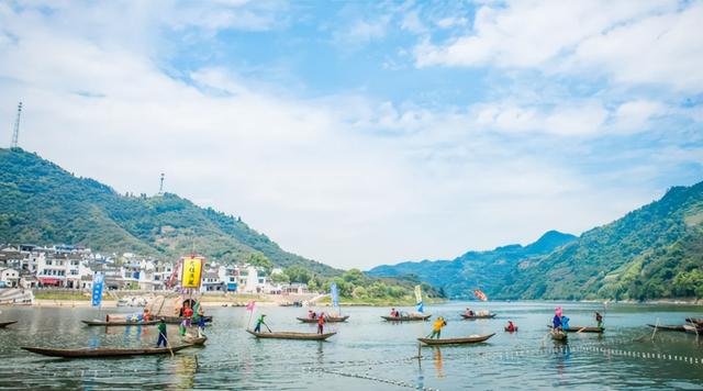 皖南赏秋自驾游，邂逅古徽州最浓烈的秋色 | 皖美秋日