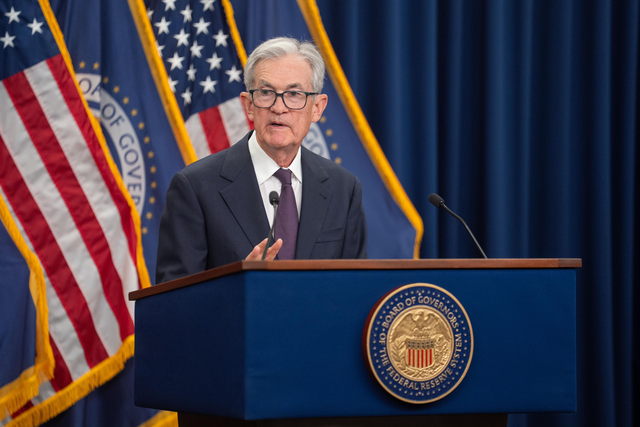 美联储年内第三次降息25个基点，但降息减速	，对普通人有何影响？