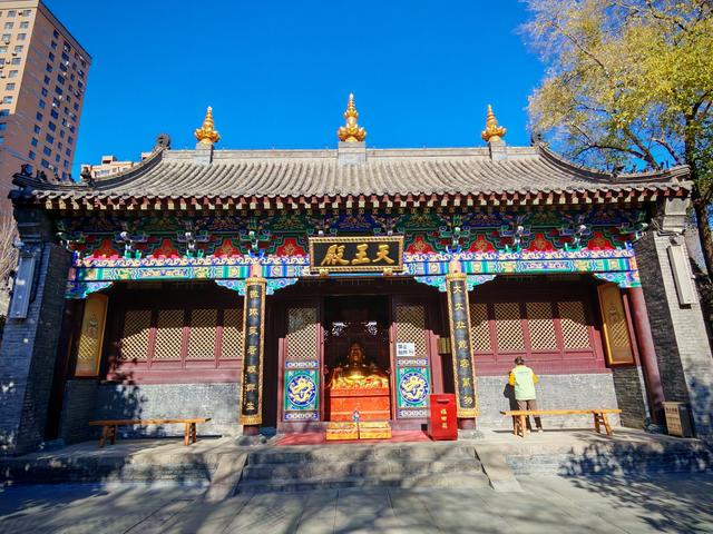 沈阳北塔：为远方的亲朋祝福