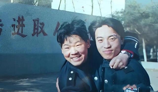 岳云鹏潘玮柏给组合取名“蓬勃”