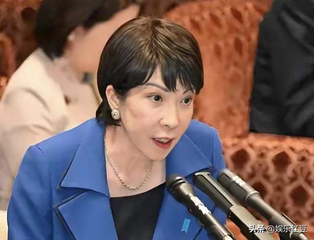 日本女首相高市早苗，年轻时候很漂亮，多张照片记载了她容貌变化