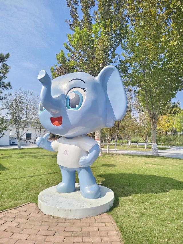 徒步穿越西流湖，赏秋正当时