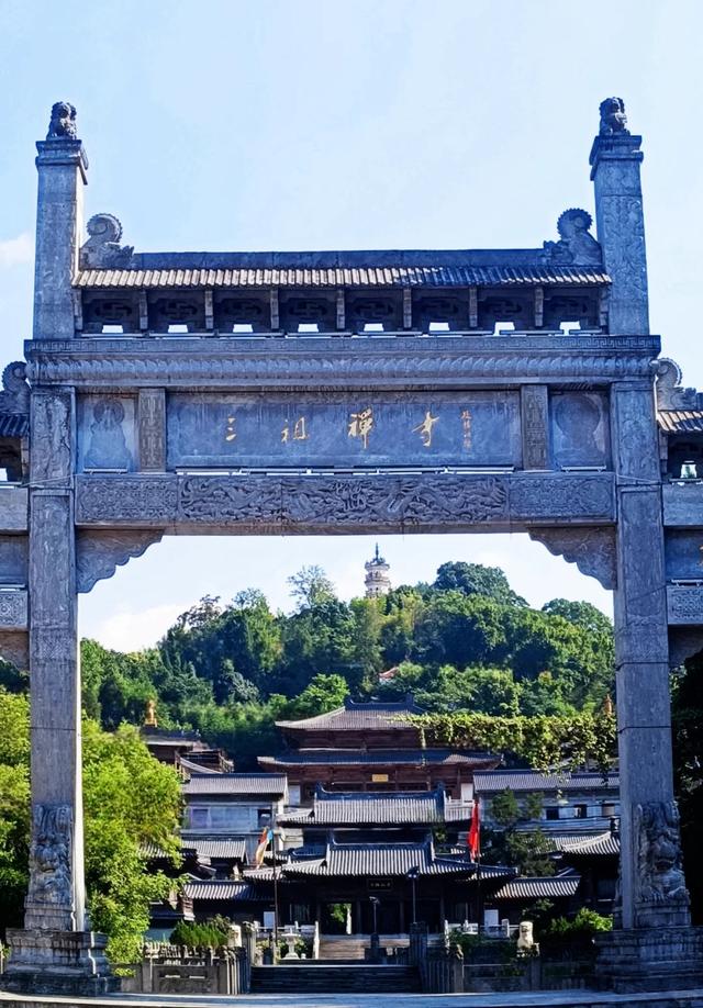 安徽又一山走红，被称为“江淮第一山”，夏季平均气温21℃