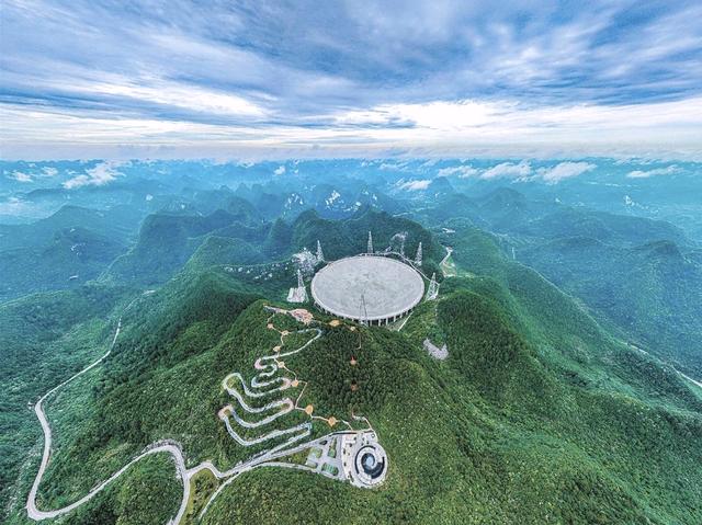 “中国天眼”，挑战美航天霸权，监听外星文明，航天竞逐已领先！