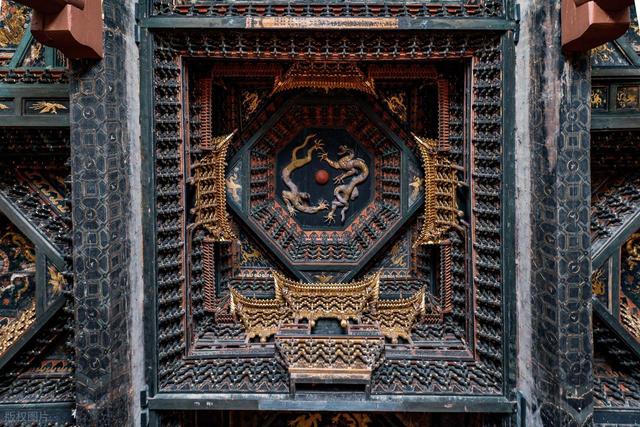 佛塔与藻井，这座晋北小城把古建玩明白了