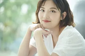 女人摸你的身体不同部位，有不同暗示，一定要懂！图片