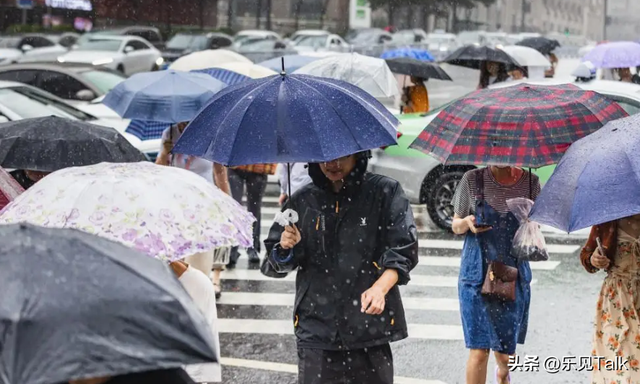 南方持续高温！北方变成“梅雨季”，天气“剧本”为什么如此离谱