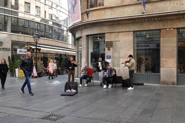 塞尔维亚，一座被轰炸过78天的城市的新生，贝尔格莱德一日游记