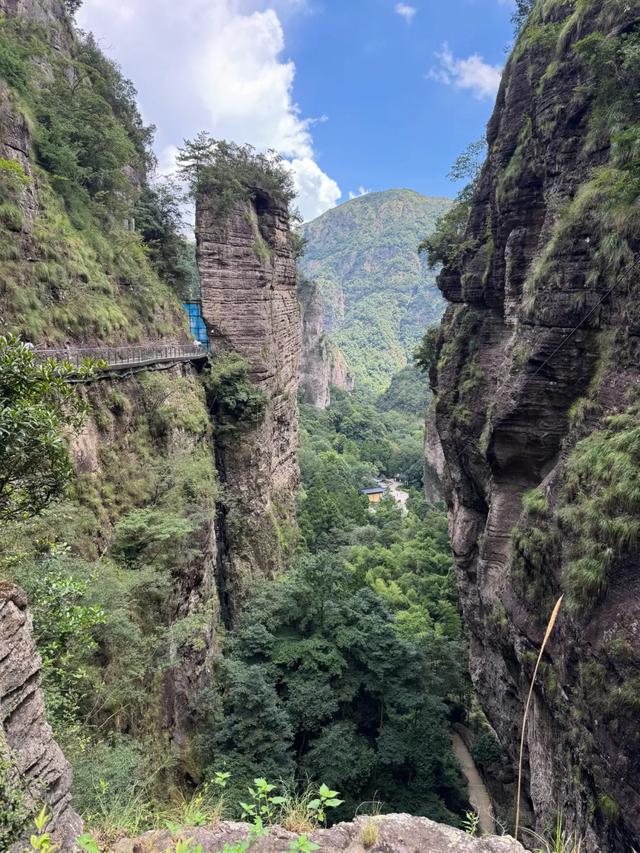 徒步三山五岳：浙江雁荡山！
